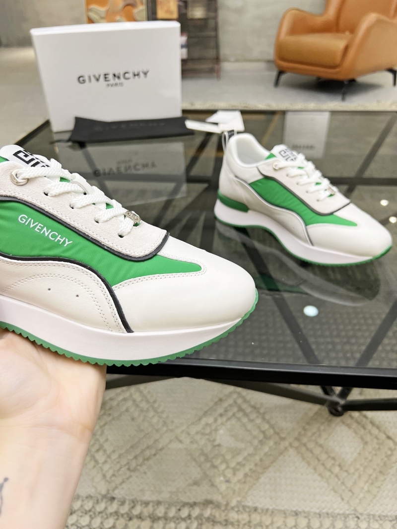 Givenchy Sneakers